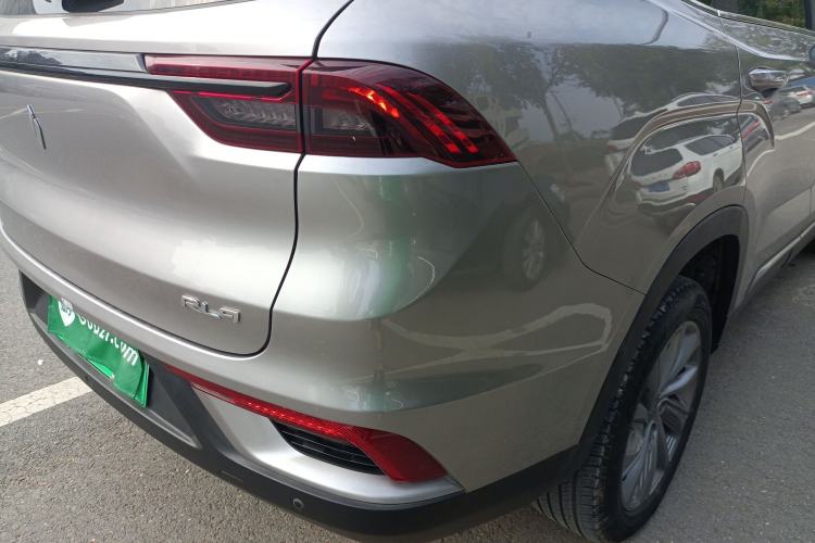 Used Livan Livan 9 2023 470 km Leading Edition