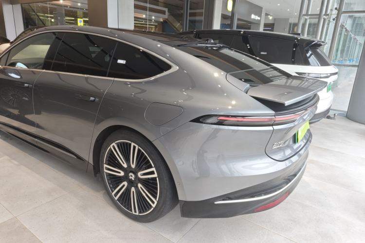 Used Nio ET9 2025 100kWh Signature Edition Rear