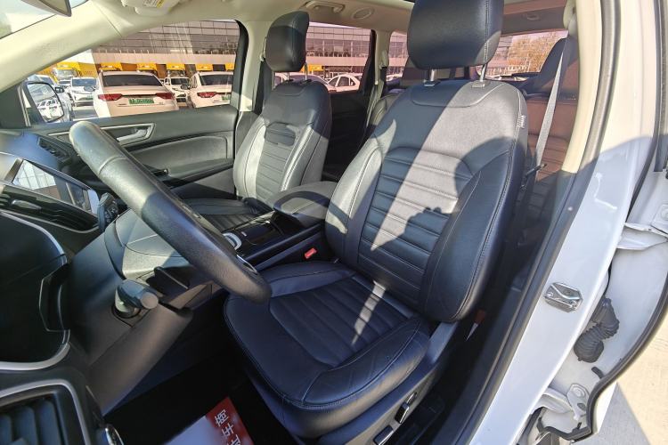 Used Ford Edge 2018 EcoBoost 245 Two-Wheel-Drive Platinum Edition 7-Seater China V Emission Standard Interior 12