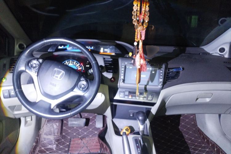 Used Honda Civic 2012 1.8L automatic luxury edition