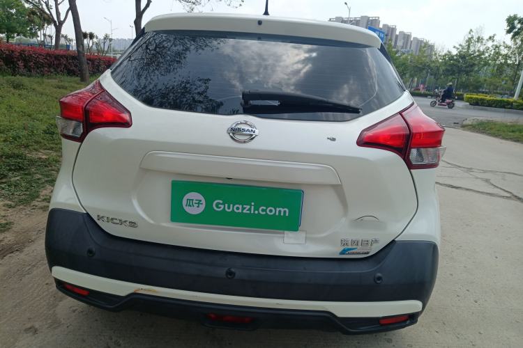 Used Nissan Kicks 2018 1.5L CVT Smart Connect Luxury Edition Rear