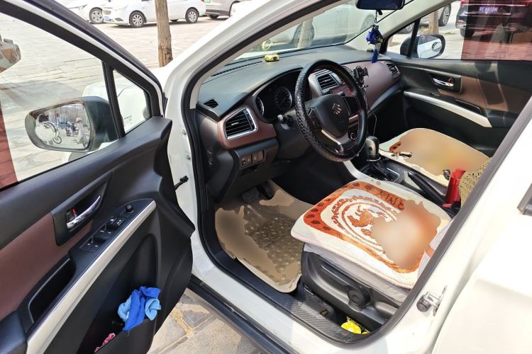 Used Suzuki Vitara S-Cross 2017 1.6L CVT Two-Wheel Drive Urban Fashion Model
