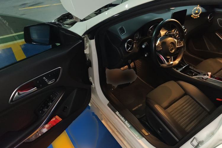 Used Mercedes-Benz CLA 2018 CLA 220 4MATIC
