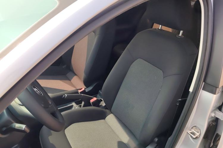 Used Volkswagen Jetta 2017 1.4L Manual Fashion Edition