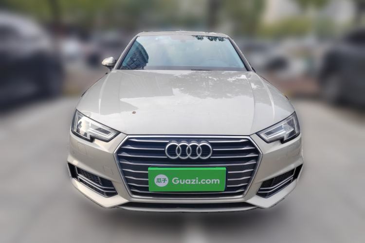 Used Audi A4L 2019 40 TFSI Ambition China VI
