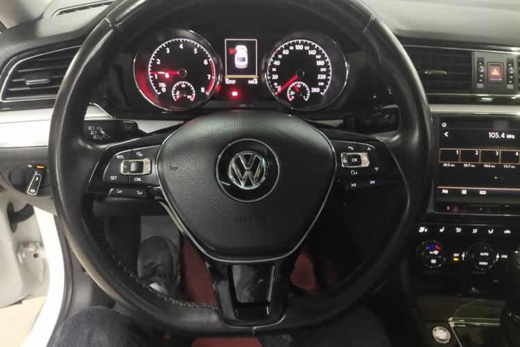 Used Volkswagen Lamando 2018 280TSI DSG Luxury Edition