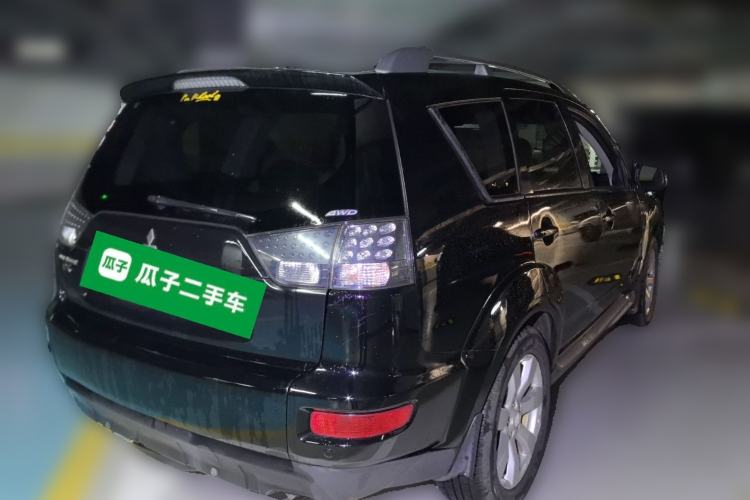 Used Mitsubishi Outlander 2010 Kijang 2.0 Sport Edition Rear Right 45 Deg