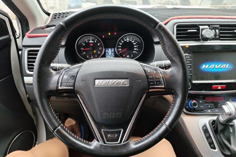 Used Haval M6 2019 1.5T DCT Two-Wheel Drive Elite Version China V Standard Steering Wheel