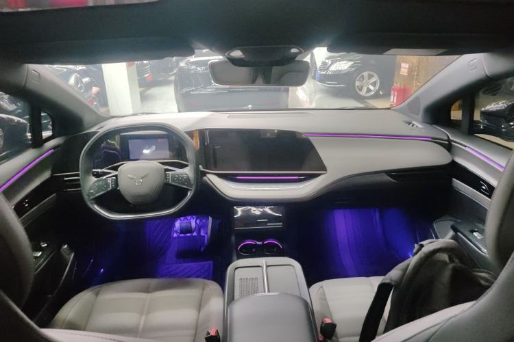 Used Hongqi EH7 2024 690 Pro Glory Edition Center Console