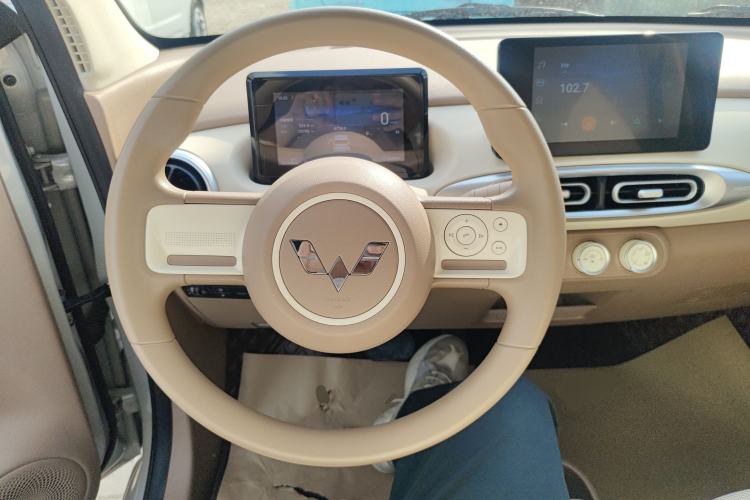 Used Wuling Hongguang MINIEV 2025 Four-Door Version Premium Edition
