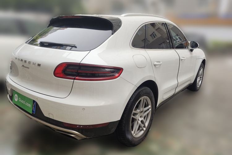 Used Porsche Macan 2017 Macan 2.0T Rear Right 45 Deg