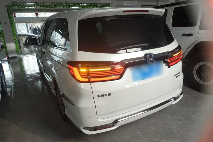 Used Honda Elysion 2022 2.0L eHEV Luxury Edition