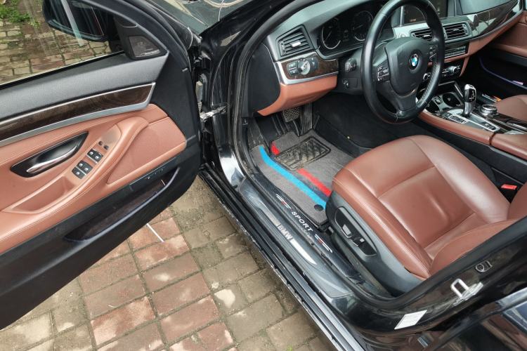 Used BMW 5 Series 2017 525Li Leading Model