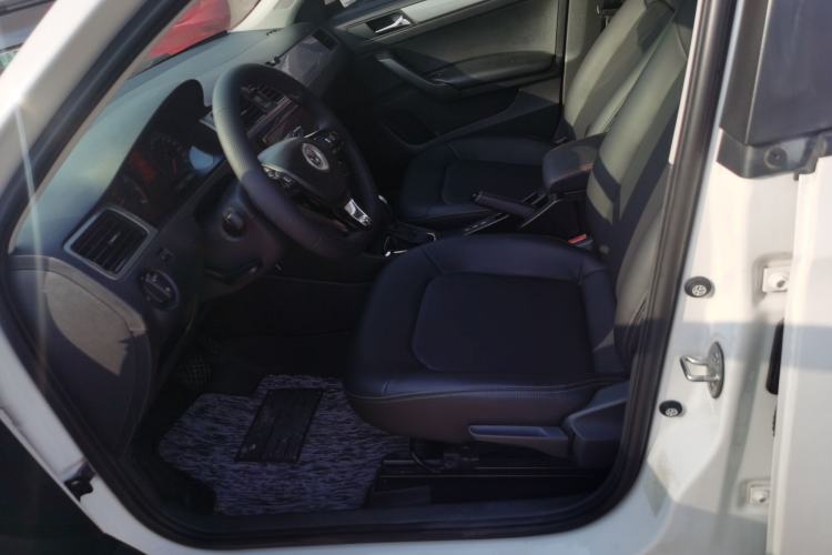 Used Volkswagen Santana 2015 Haval H6 1.6L Automatic Luxury Model