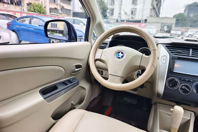 Used Venucia D50 2013 1.6L Automatic Luxury Edition
