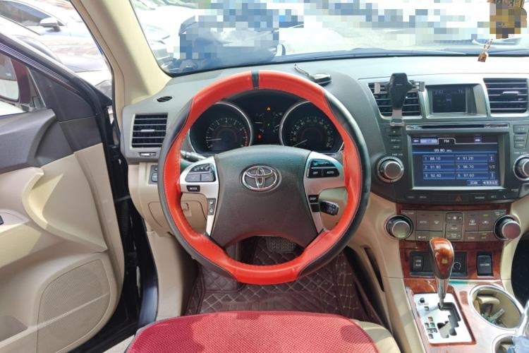 Used Toyota Highlander 2012 2.7L Two-Wheel Drive 7-Seater Ultimate Edition