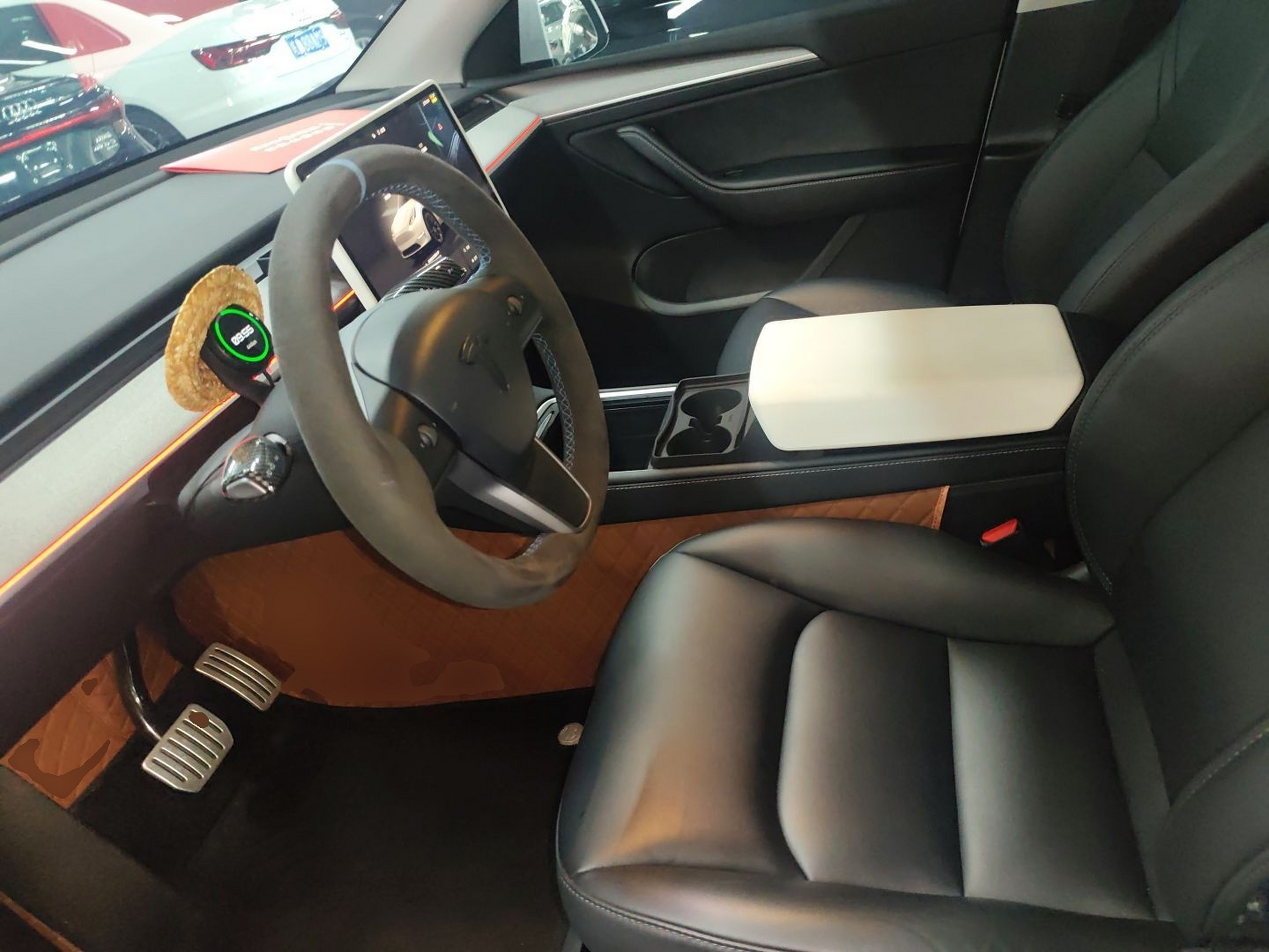 المقاعد الأمامية داخل السيارة