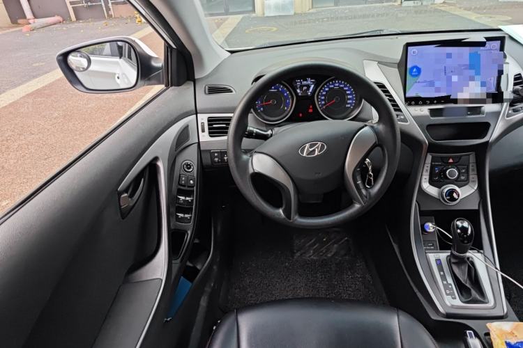 Used Hyundai Elantra (5th Generation / Langdong) 2016 1.6L Automatic Smart Version Steering Wheel