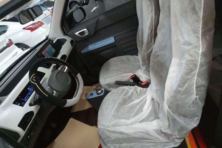 Used Geely Galaxy Panda 2024 Panda Mini 200km Endurance Bear
