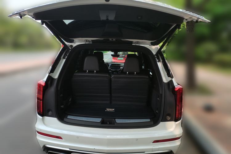 Used Cadillac XT6 2020 28T Six-Seater Four-Wheel-Drive Luxury Version Trunk