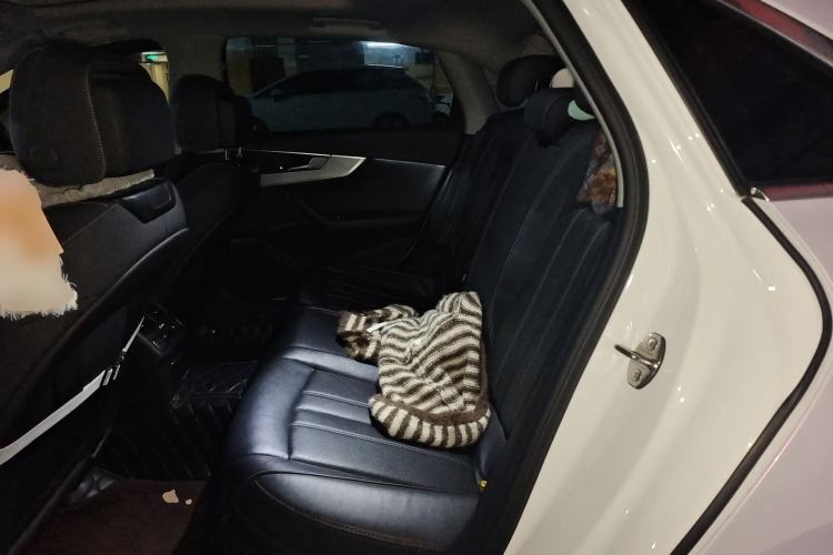 Used Audi A4L 2022 40 TFSI Fashion Dynamic Model