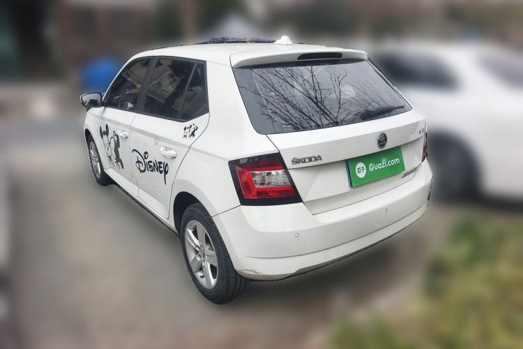 Used Skoda Fabia 2017 1.4L Automatic Car Enjoy Edition
