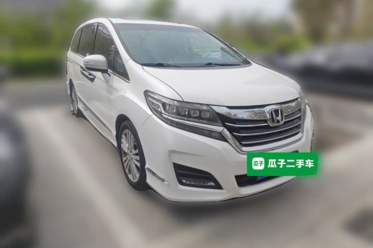 Used Honda Elysion 2016 2.4L Luxury Edition Front Right 45 Deg