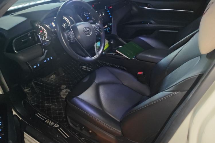 Used Toyota Camry 2019 2.5G Luxury Edition China V Standard Driver Seat