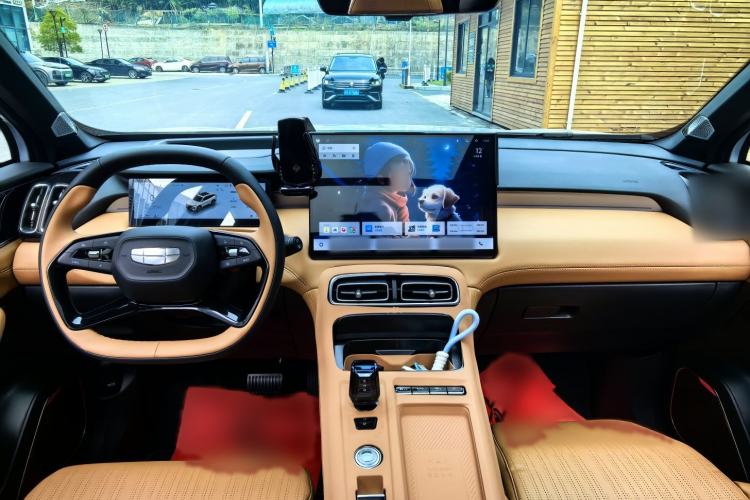 Used Geely Auto FX11 2025 4th Generation 1.5TD DCT Jinxiu
