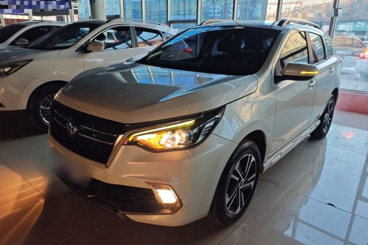 Used Venucia T70 2018 2.0L CVT Smart Enjoyment Version