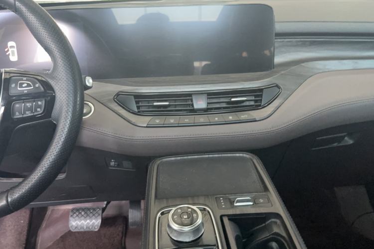 Used Ford Equator 2023 EcoBoost 225 Premier 7-Seater (2/2/3) Audio And AC Panel