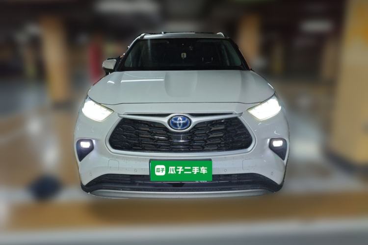 Used Toyota Highlander 2022 Dual-Engine 2.5L Two-Wheel Drive Prestige Edition 7-Seater Front