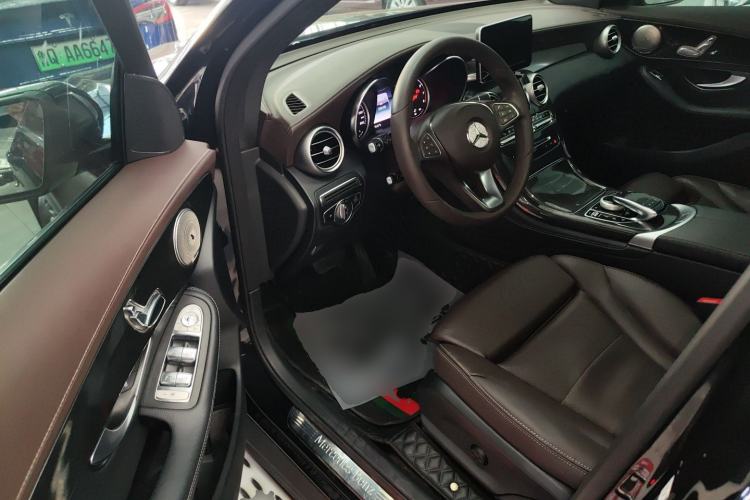 Used Mercedes-Benz GLC 2018 Facelift GLC 200 4MATIC Driver Seat