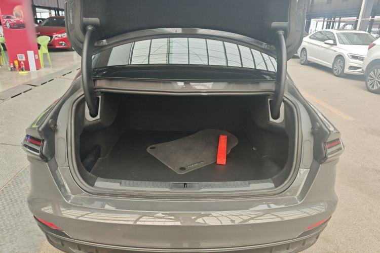 Used Lincoln Z 2022 iCool Prestige Edition Trunk