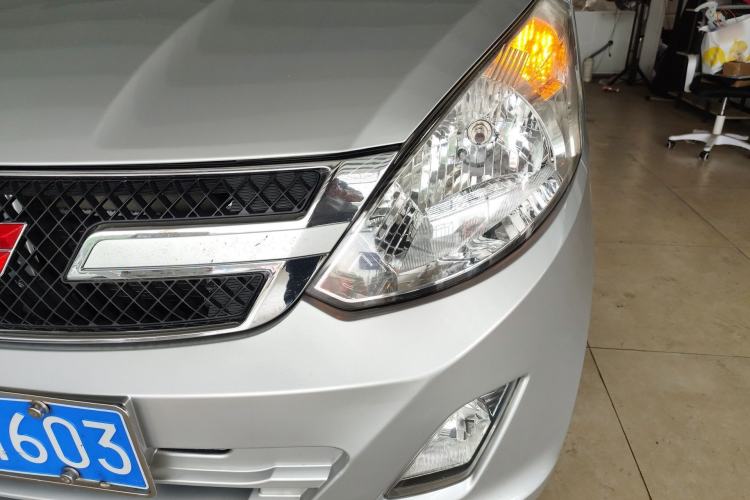 Used Wuling Rongguang V 2019 1.5L Standard Version China VI LAR
