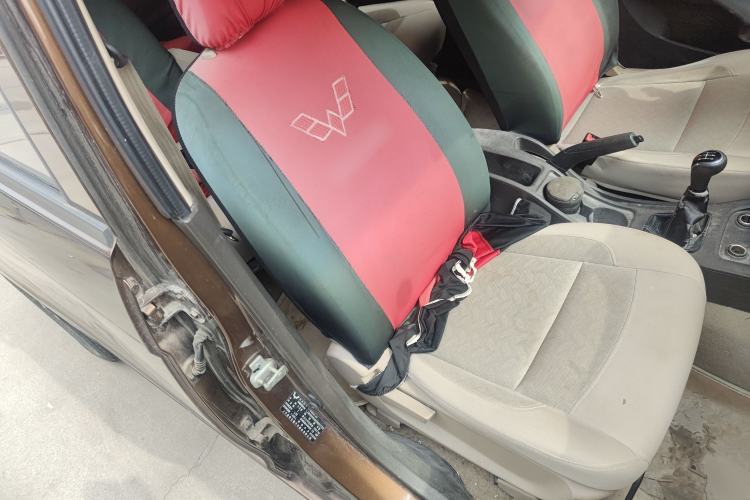 Used Wuling Hongguang 2014 1.5L S Standard Version
