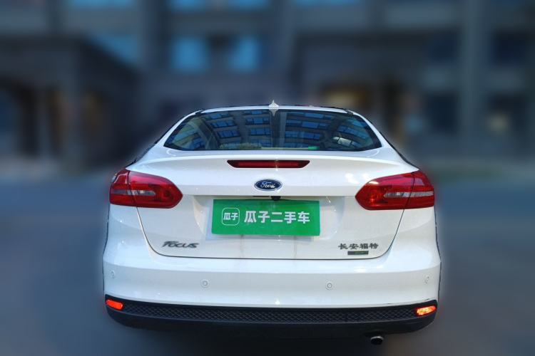 Used Ford Focus 2018 Sedan Classic EcoBoost 180 Automatic Elite Model
