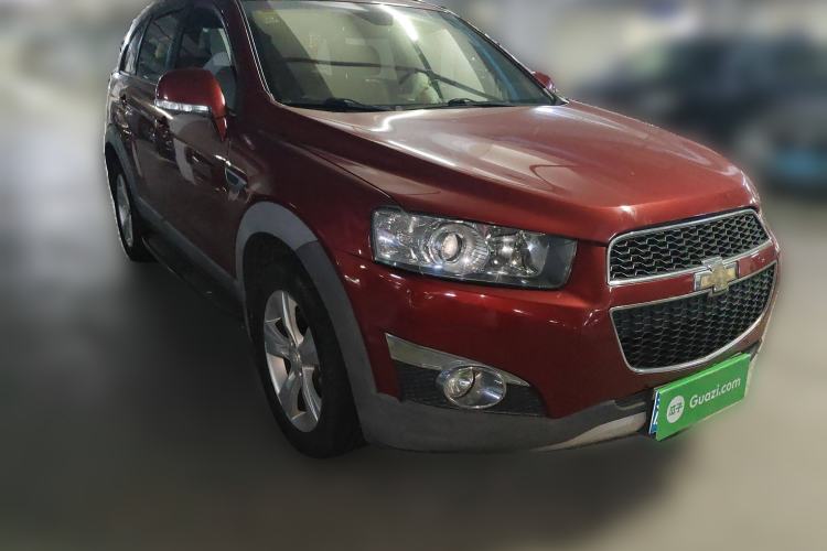 Used Chevrolet Captiva 2012 2.4L 4x4 Flagship Edition 7 Seats
