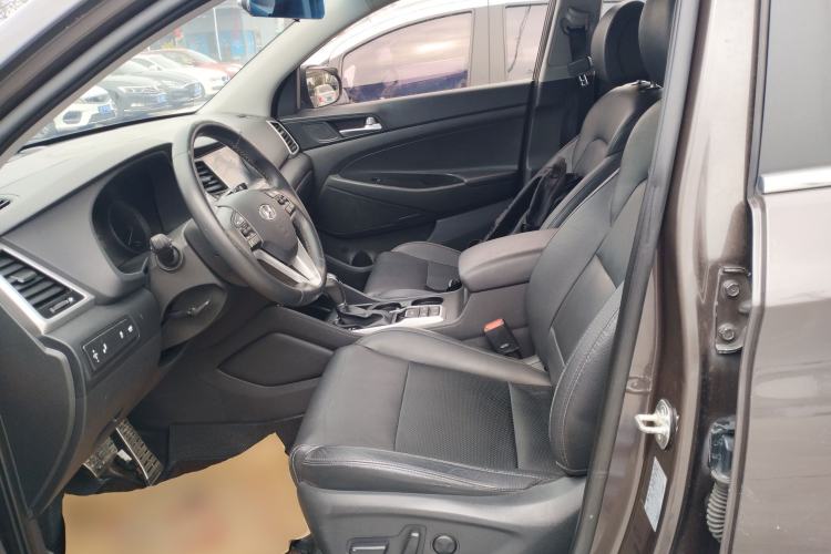 Used Hyundai Tucson 2015 1.6T Dual-Clutch Four-Wheel Drive Flagship Model