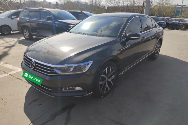 Used Volkswagen Magotan 2018 Facelift 330TSI DSG Luxury Model