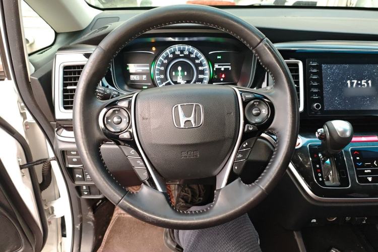 Used Honda Elysion 2019 2.0L Hybrid Supreme Edition
