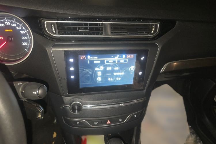 Used Peugeot 408 2014 1.8L Automatic Luxury Edition Audio And AC Panel