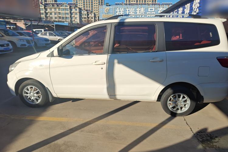 Used BAIC Weiwang M30 2017 1.5L M30S Standard DAM15DL
