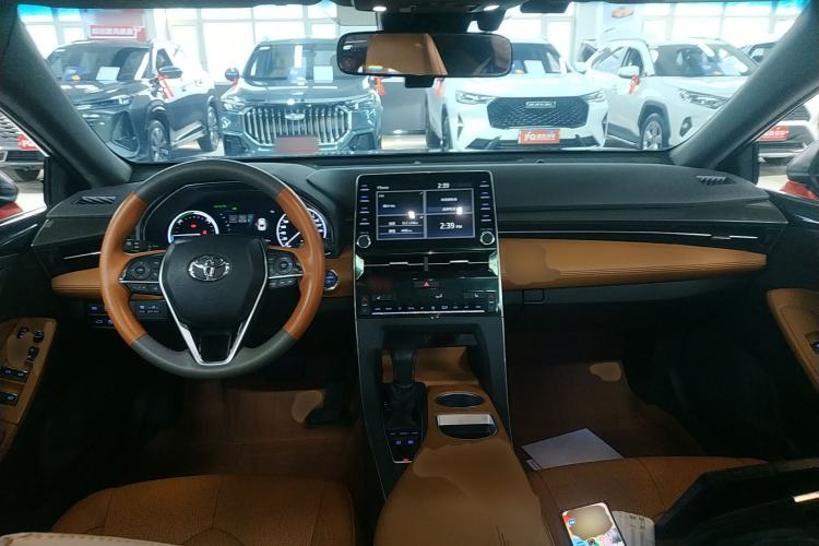Used Toyota Avalon 2019 Dual-Engine 2.5L XLE Prestige Version China VI Standard