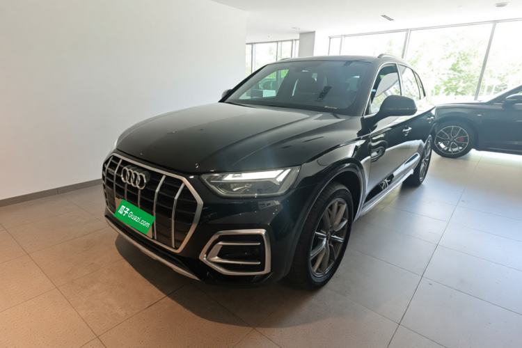 Used Audi Q5L 2022 40T Luxury Elegant Model Guazi used car, China used car export, Used car for sale, Used cars, Cheapest cars for sale