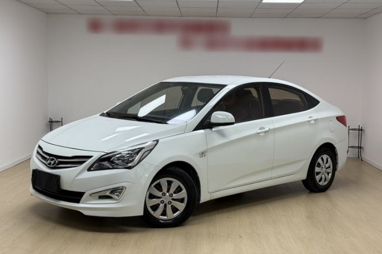 Used Hyundai Verna (older generation) 2014 1.4L Manual Smart GLS Trim