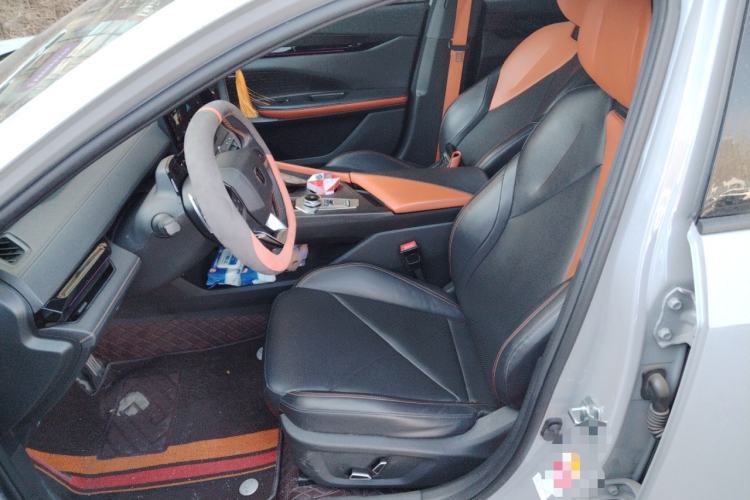 Used CHANGAN UNI-V 2022 1.5T Prestige Version Left Front Seat