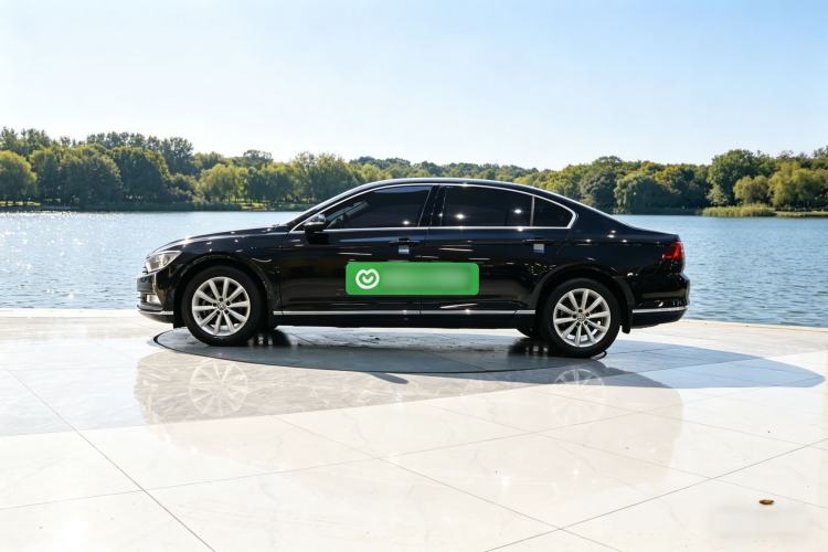 Used Volkswagen Magotan 2018 330TSI DSG Advanced Model Exterior 3