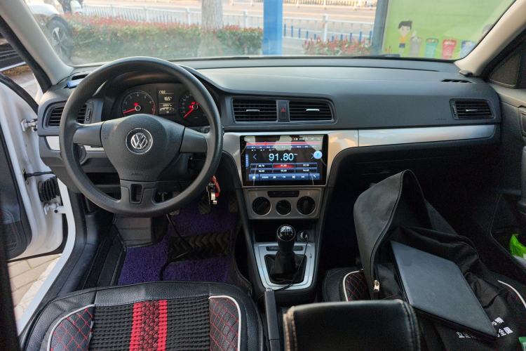 Used Volkswagen Lavida 2013 Revised Classic 1.6L Manual Fashion Edition