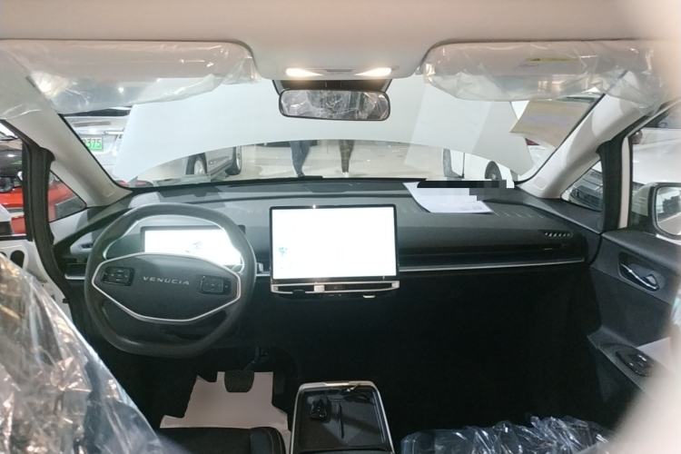 Used Venucia VX6 2024 520 Travel Edition
